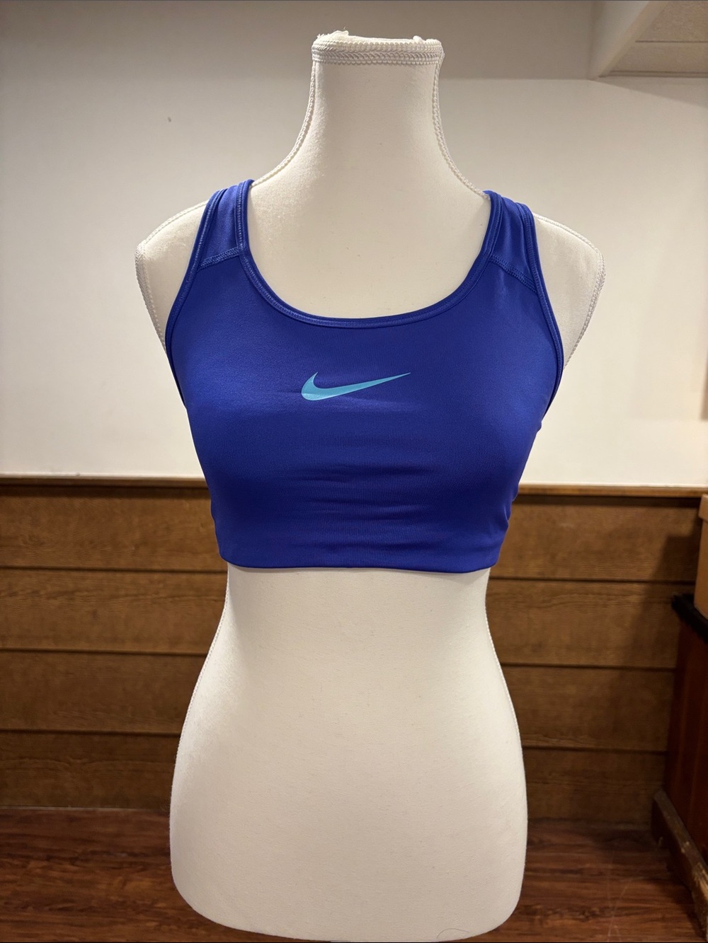 Nike Purple-Blue Scoop Neck Athletic Sports Bra